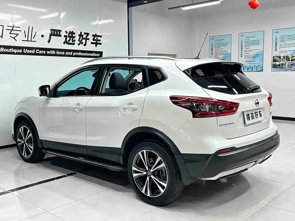 Nissan Qashqai — фото 9