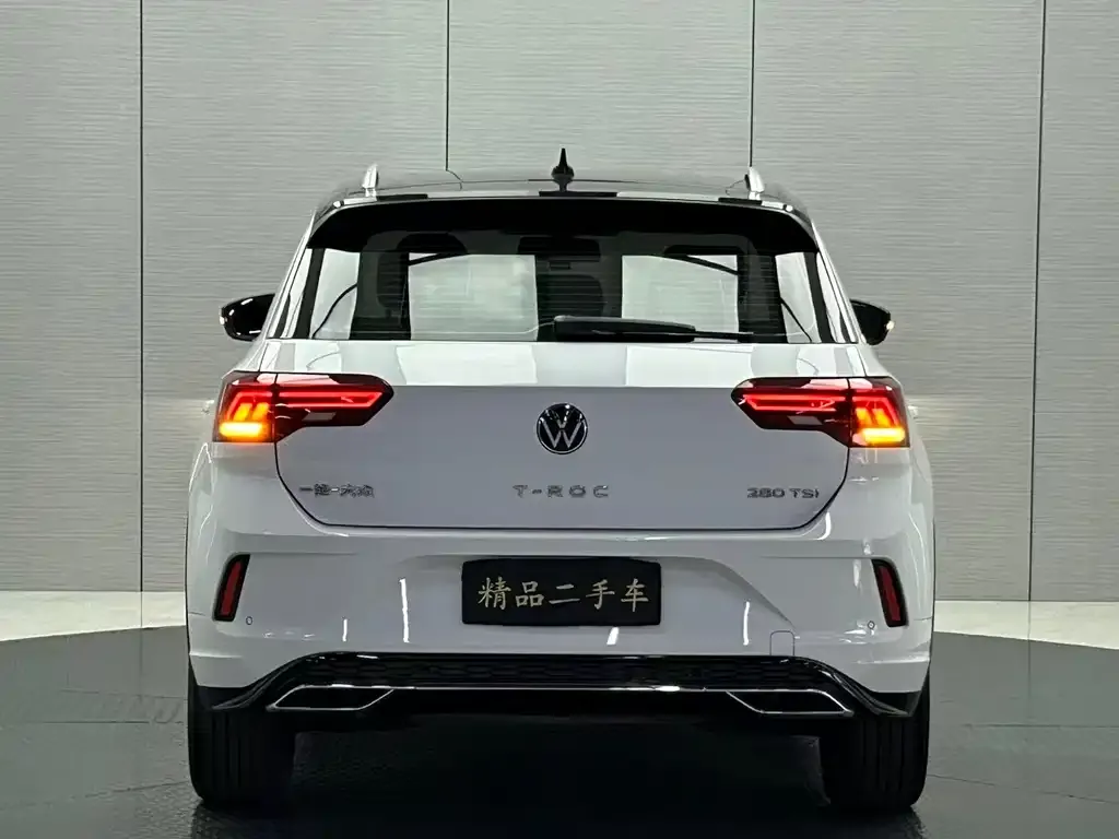 Volkswagen T-Roc — фото 2