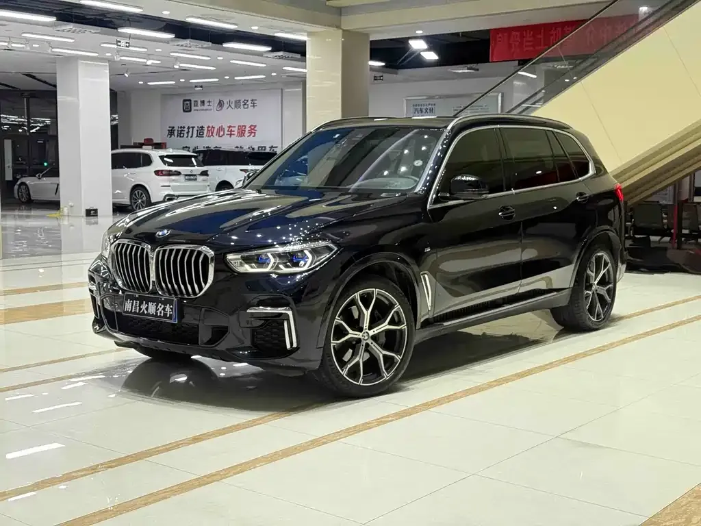 BMW X5 — фото 1