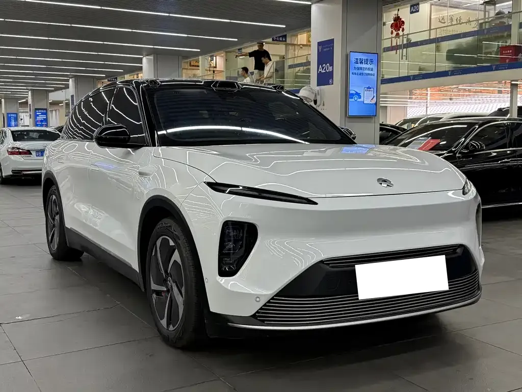 NIO ES8 — фото 4