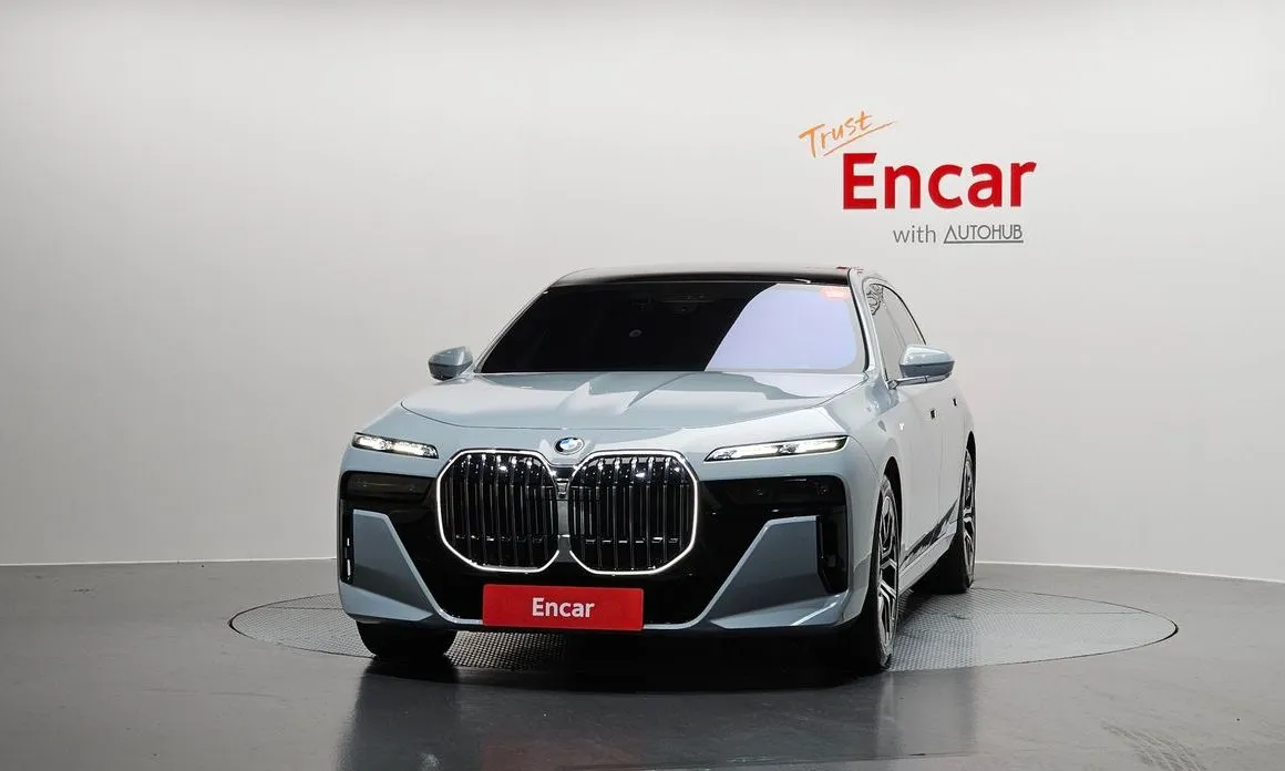 BMW 7-Series 2024 из KR, фото 2