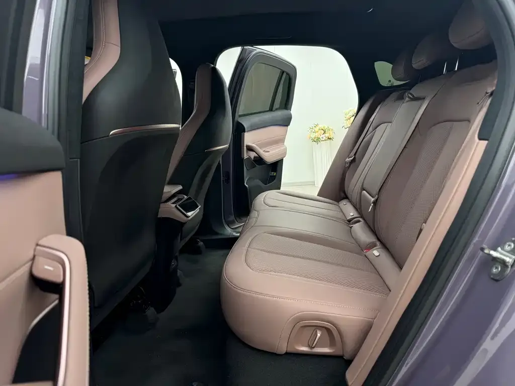NIO EC6 2025 из CN, фото 4