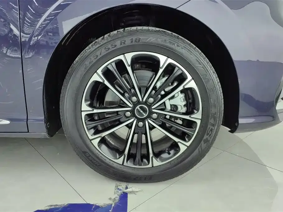 Roewe iMAX8 2022 из CN, фото 9