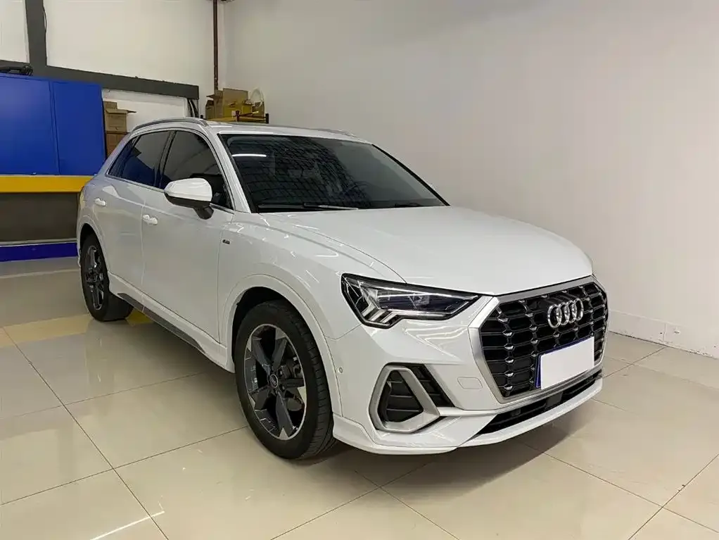 Audi Q3 2022 из CN, фото 2