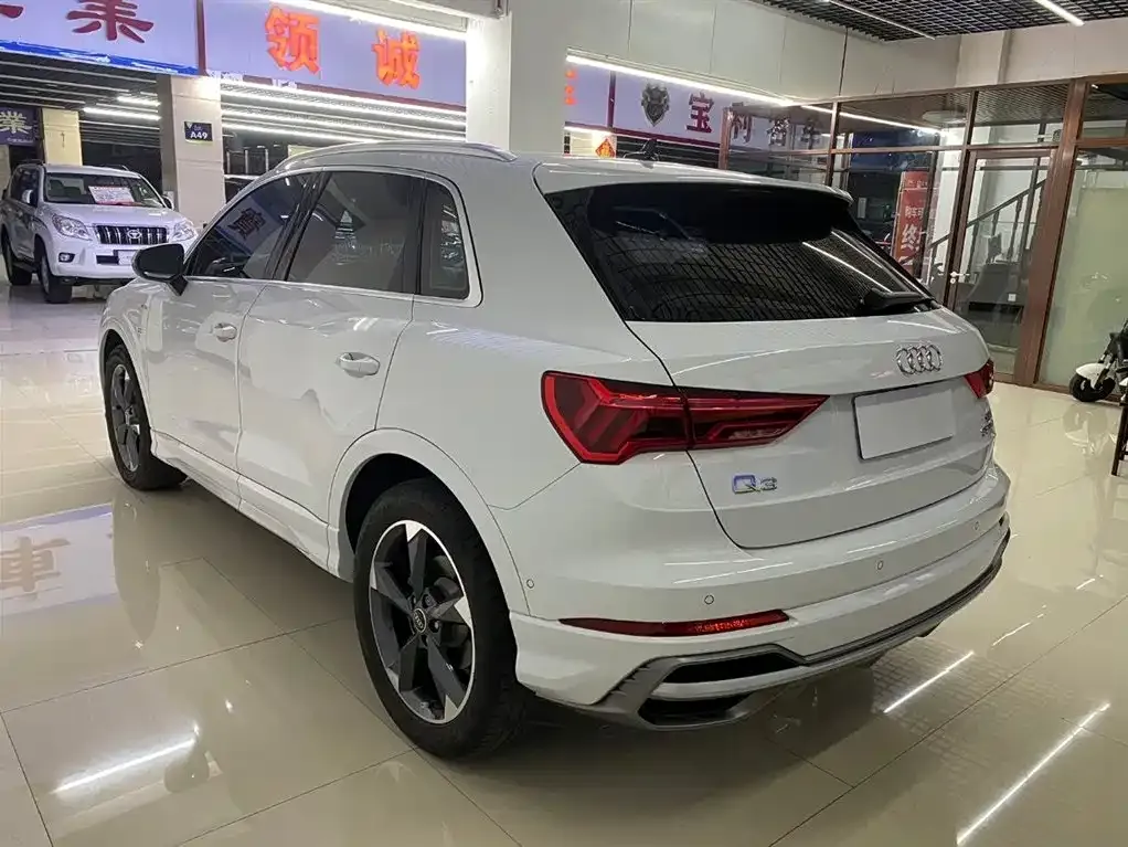 Audi Q3 2022 из CN, фото 8