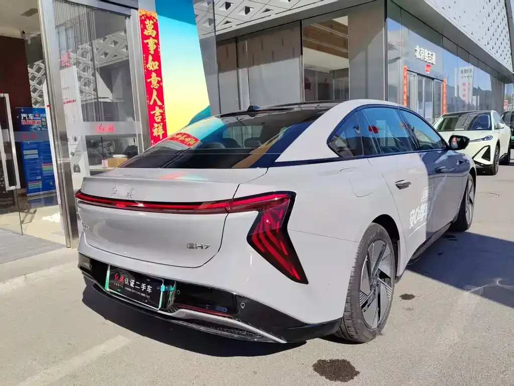 Hongqi EH7 2025 из CN, фото 7