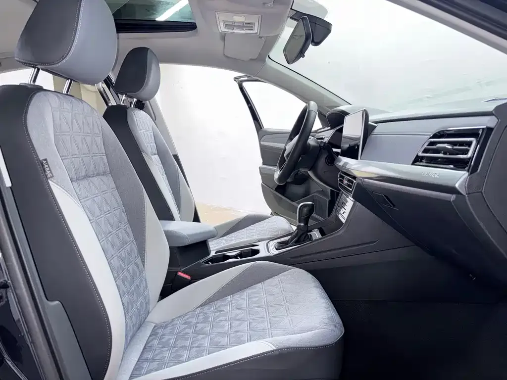 Volkswagen Lavida 2023 из CN, фото 10
