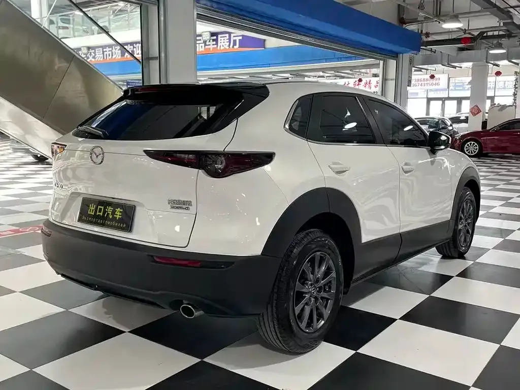 Mazda CX-30 2022 из CN, фото 7