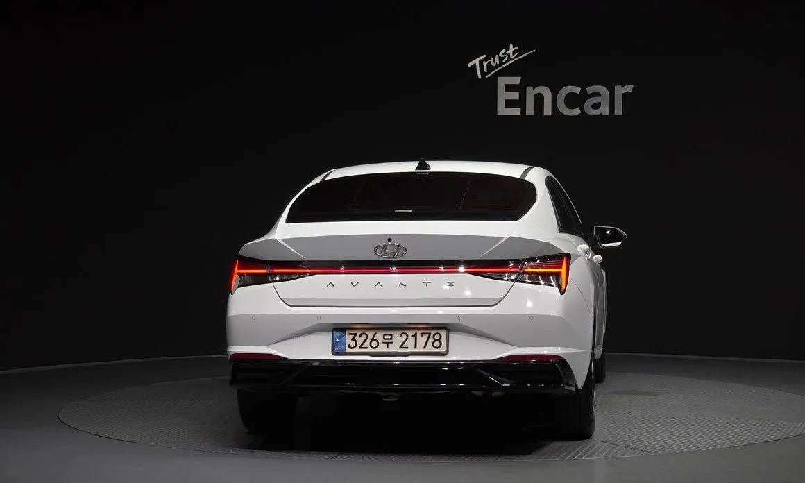 Hyundai AVANTE 2021 из KR, фото 2