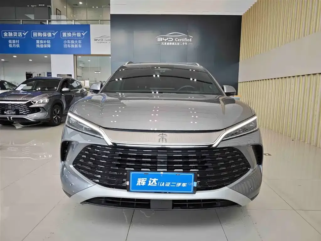BYD L DM-i — фото 3