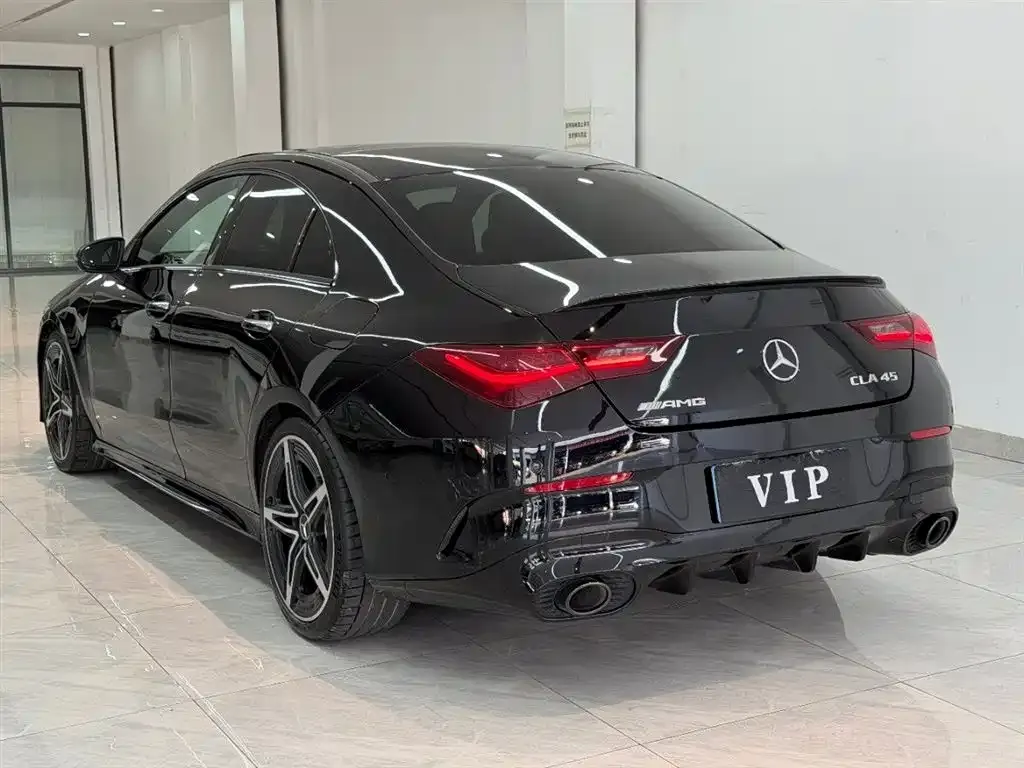 Mercedes-Benz CLA AMG — фото 6