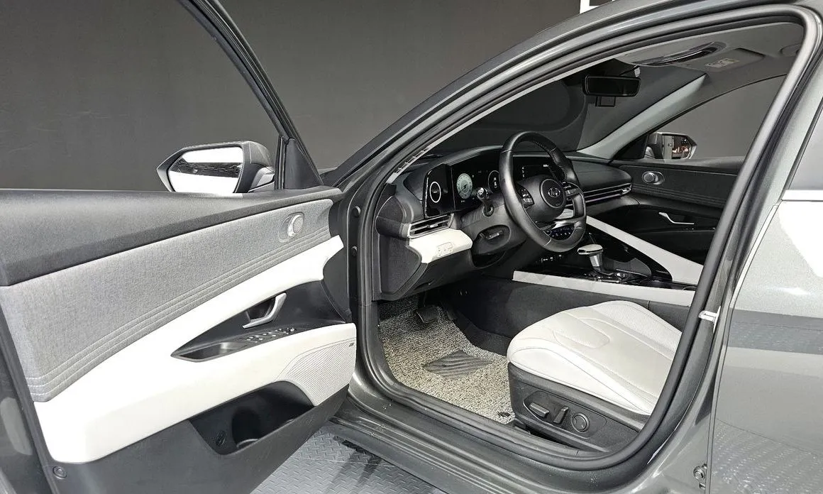Hyundai AVANTE 2022 из KR, фото 10
