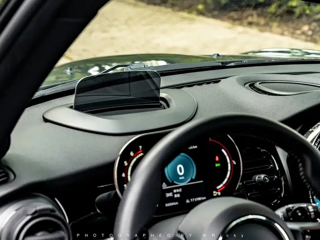 MINI JCW (John Cooper Works) 2023 из CN, фото 2