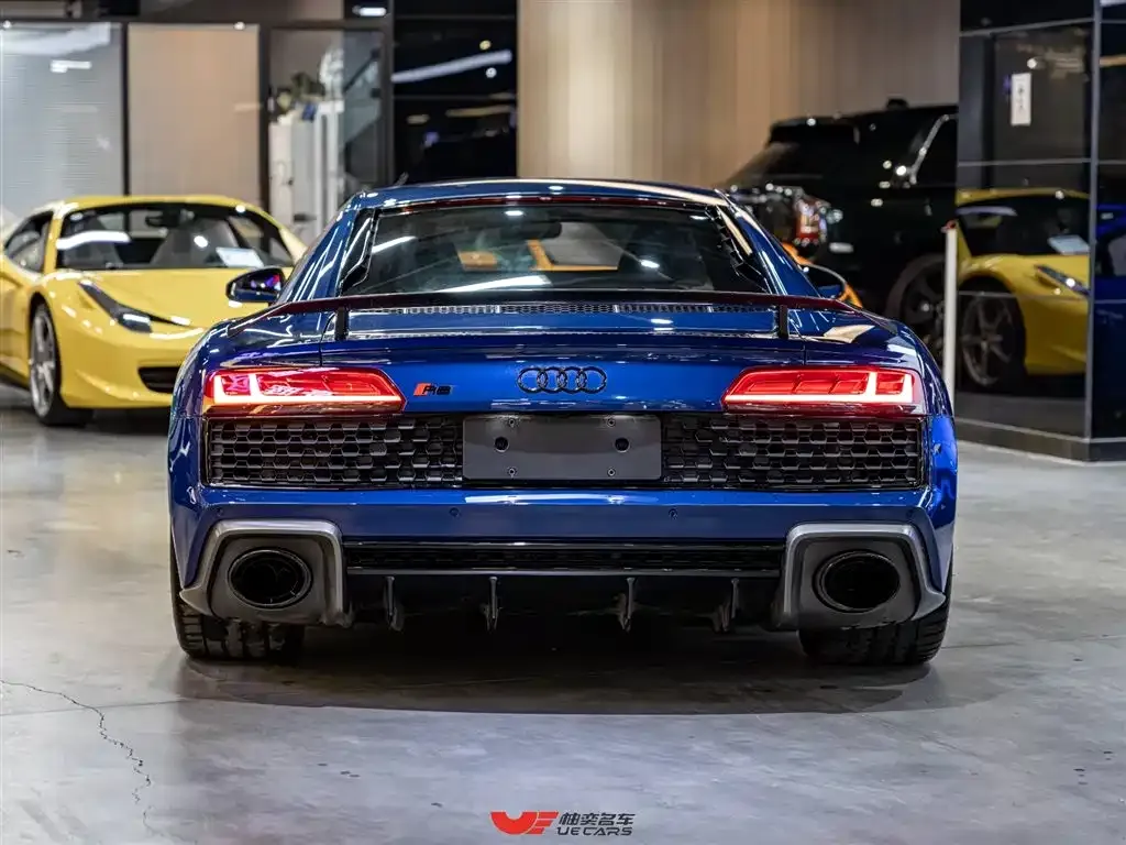 Audi R8 2023 из CN, фото 2