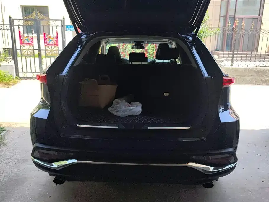 Toyota Harrier — фото 2