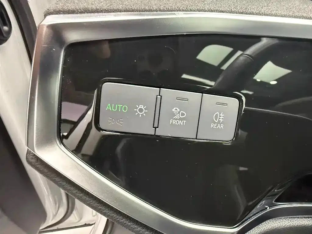 Audi Q3 — фото 10