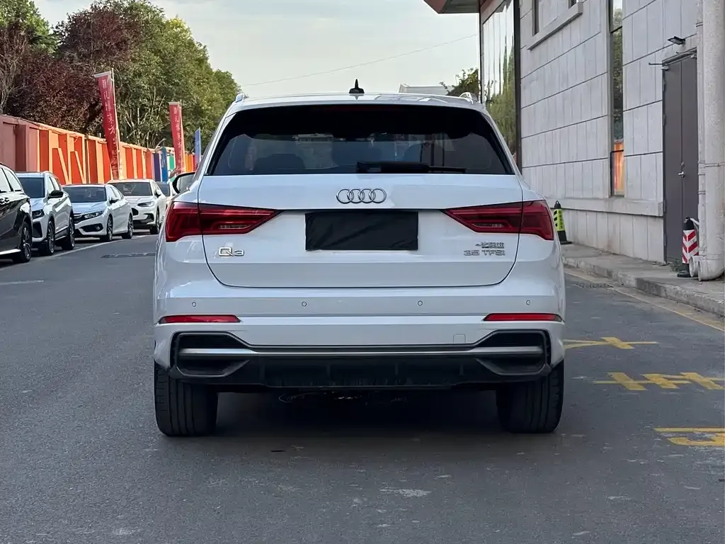 Audi Q3 — фото 5