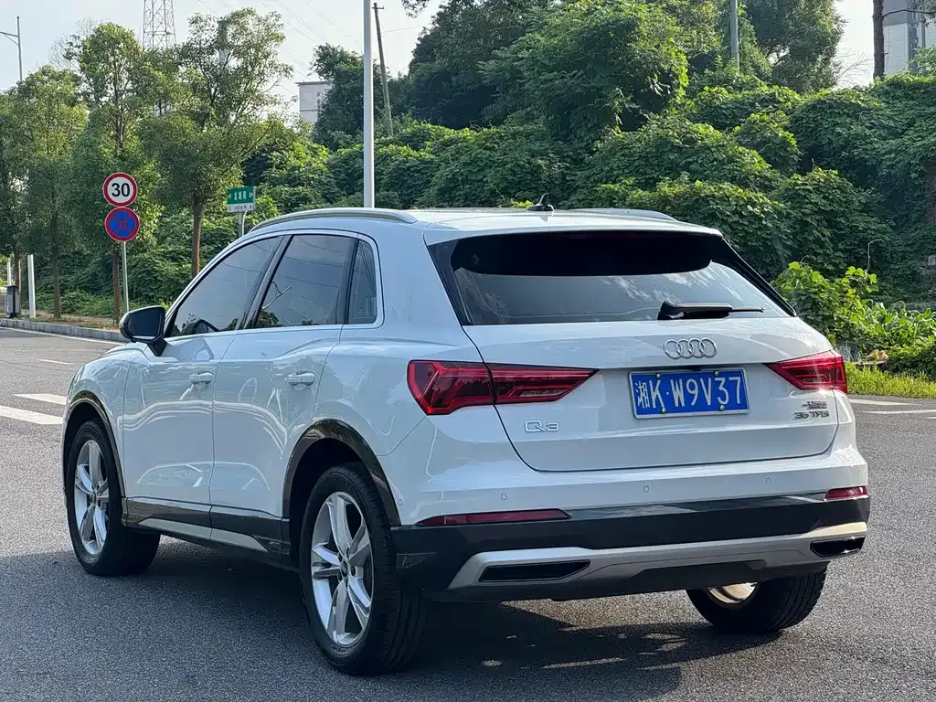 Audi Q3 2021 из CN, фото 6