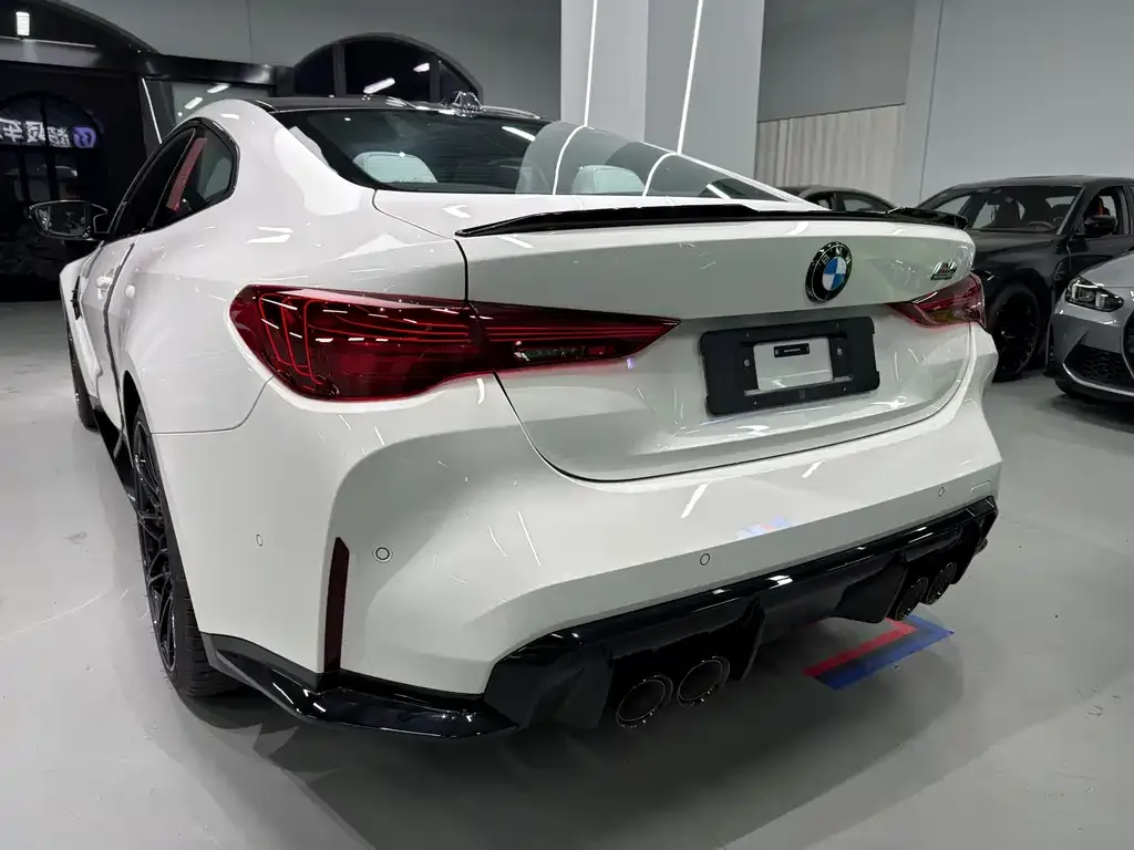 BMW M4 — фото 2