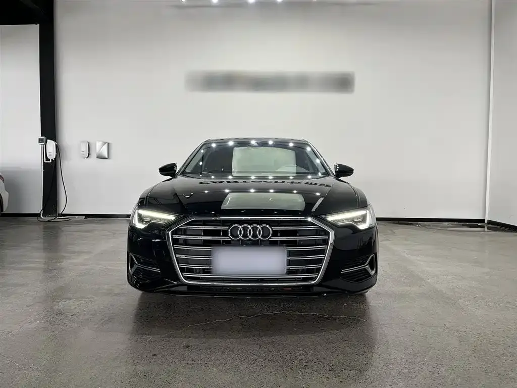 Audi A6L — фото 2
