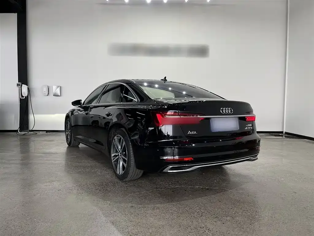 Audi A6L — фото 3