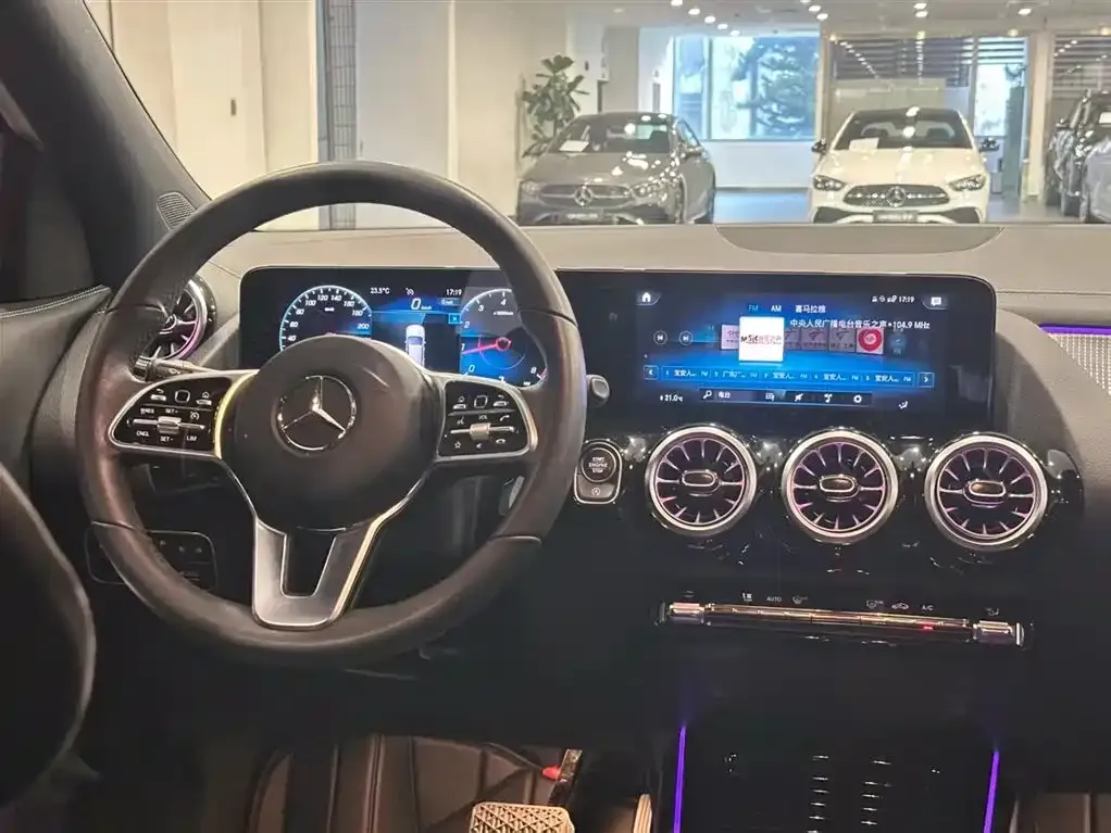 Mercedes-Benz GLA — фото 9