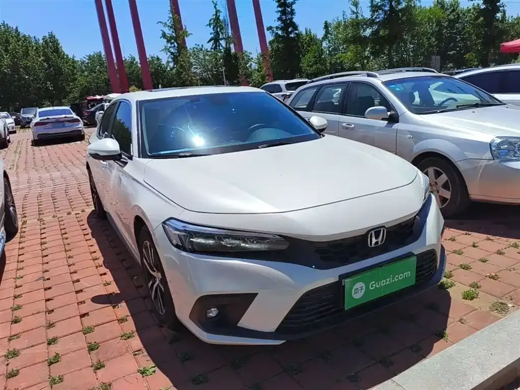 Honda Civic — фото 8