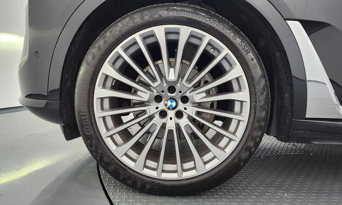 BMW X7 2024 из KR, фото 9