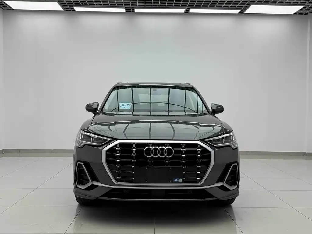 Audi Q3 — фото 4