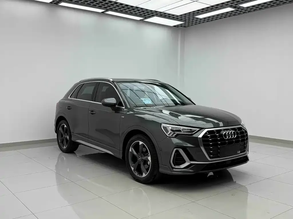 Audi Q3 — фото 5