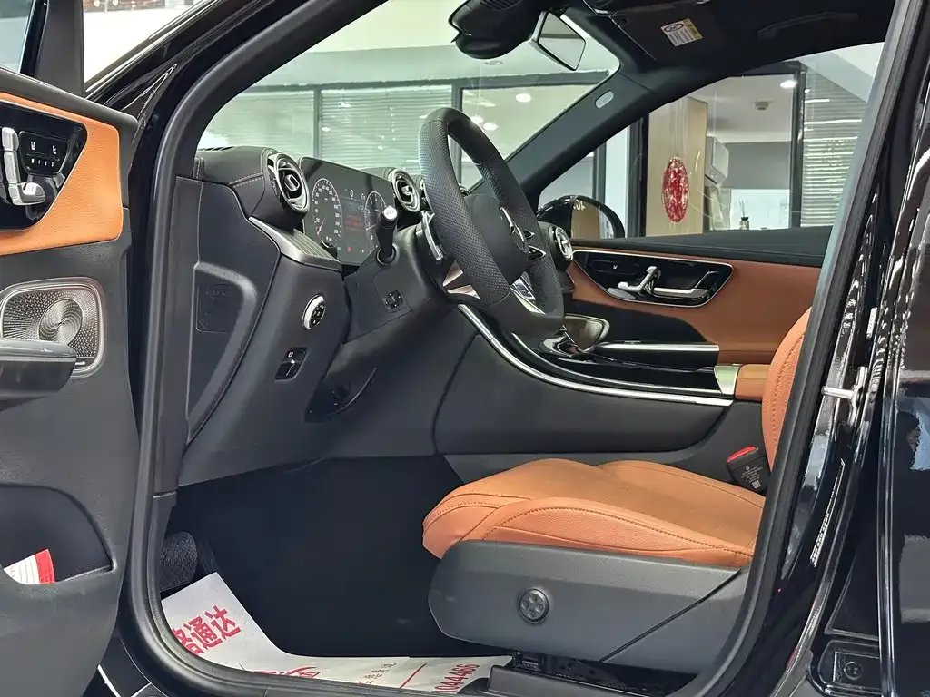 Mercedes-Benz GLC — фото 4