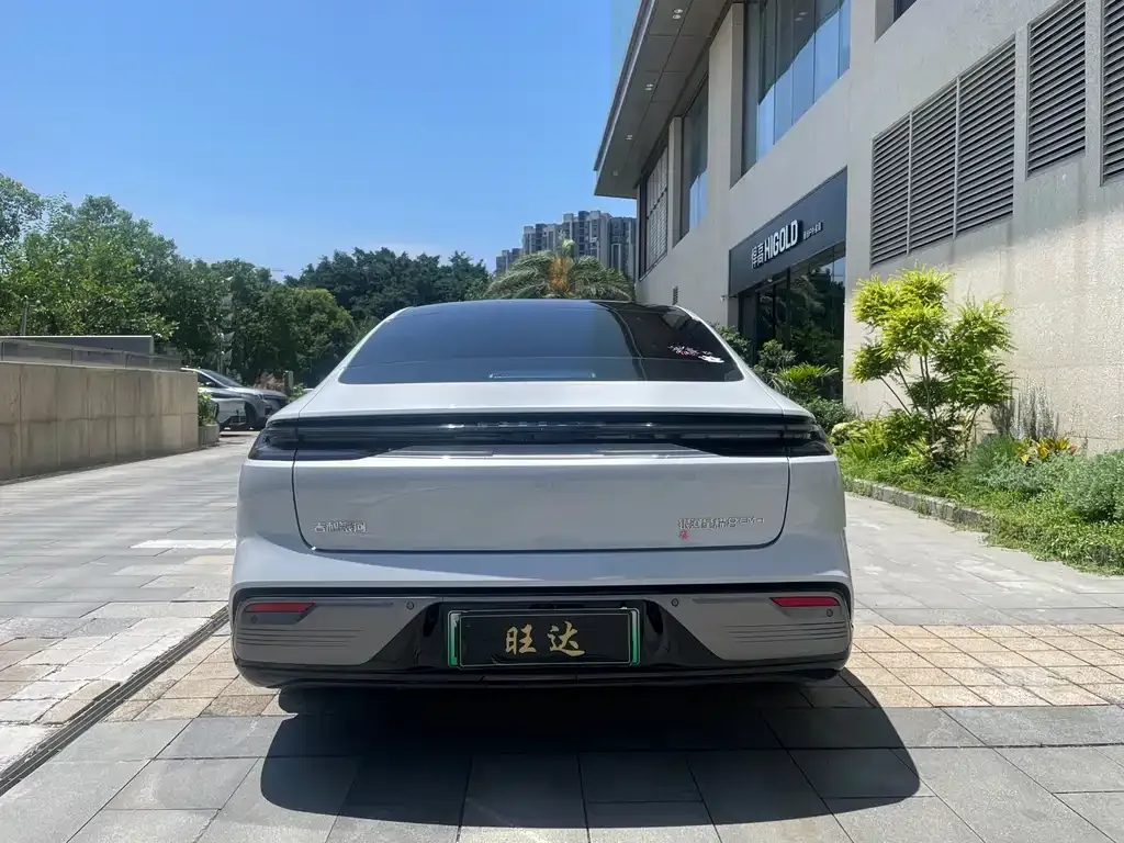 Geely Galaxy Xingyao 8 2025 из CN, фото 7