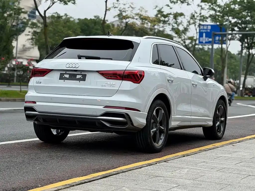 Audi Q3 — фото 6