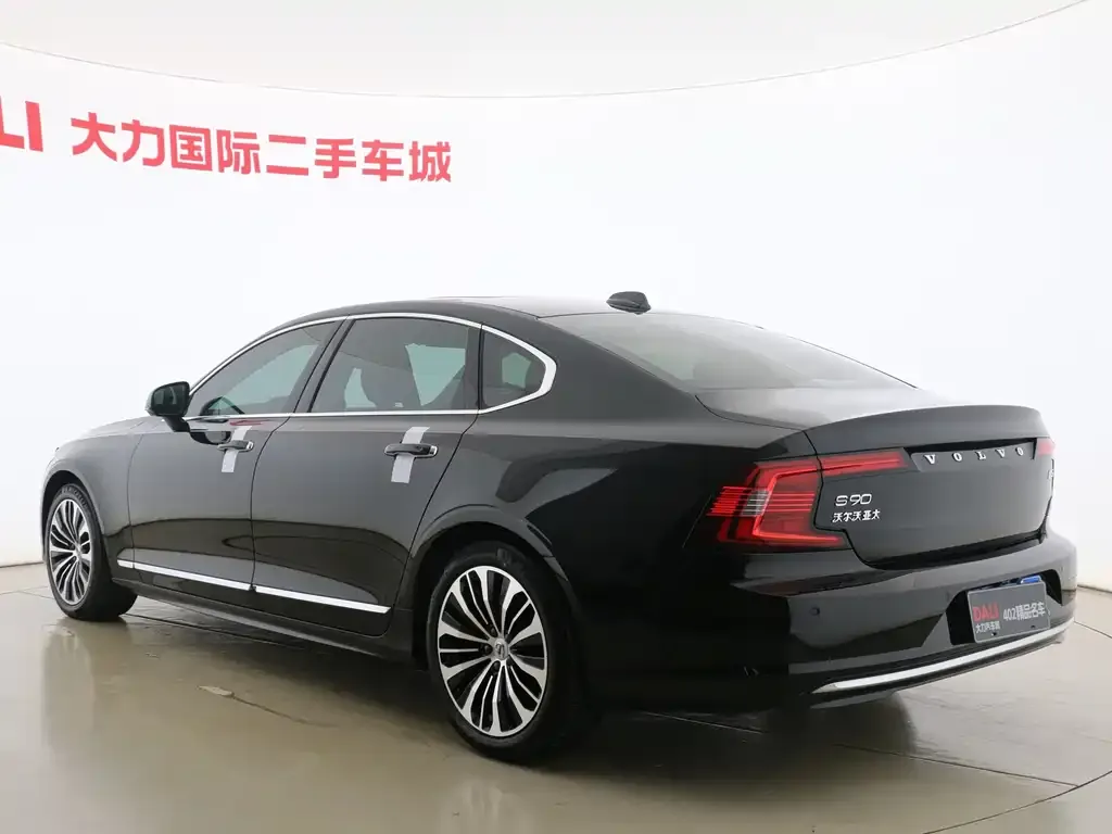 Volvo S90 — фото 6
