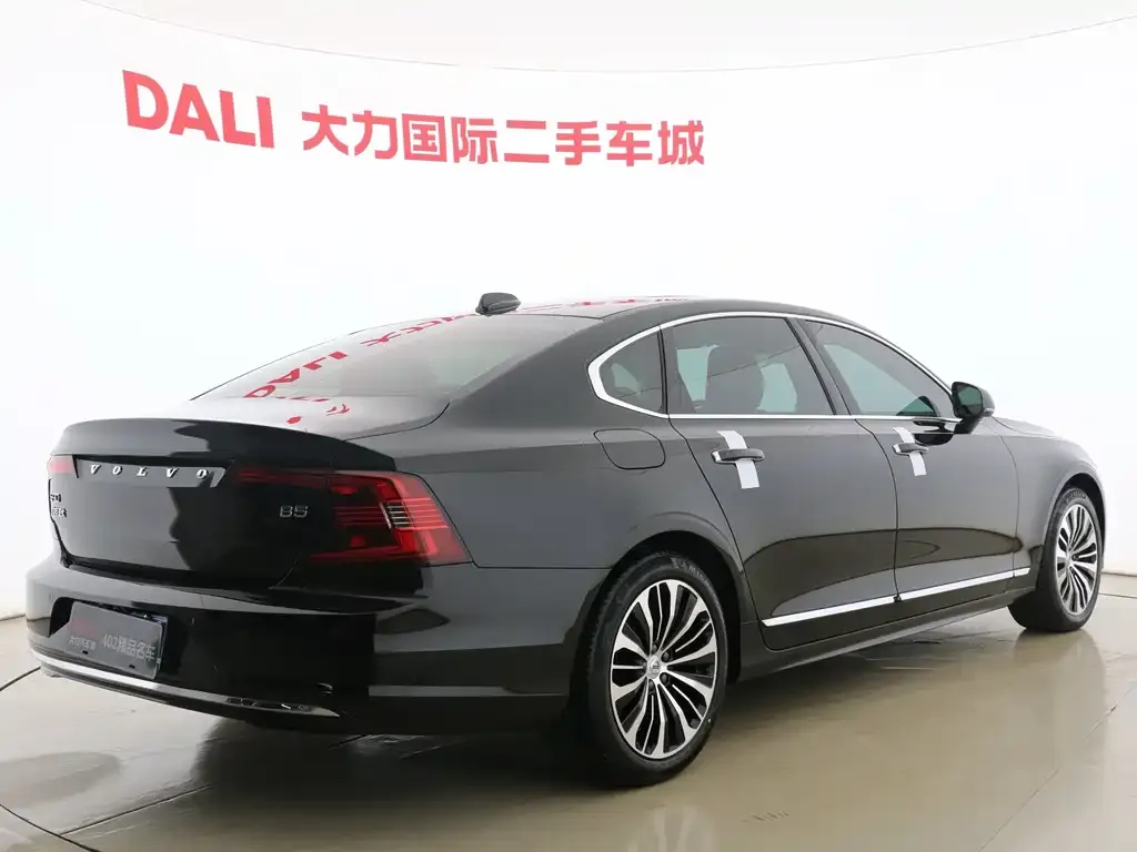 Volvo S90 — фото 9