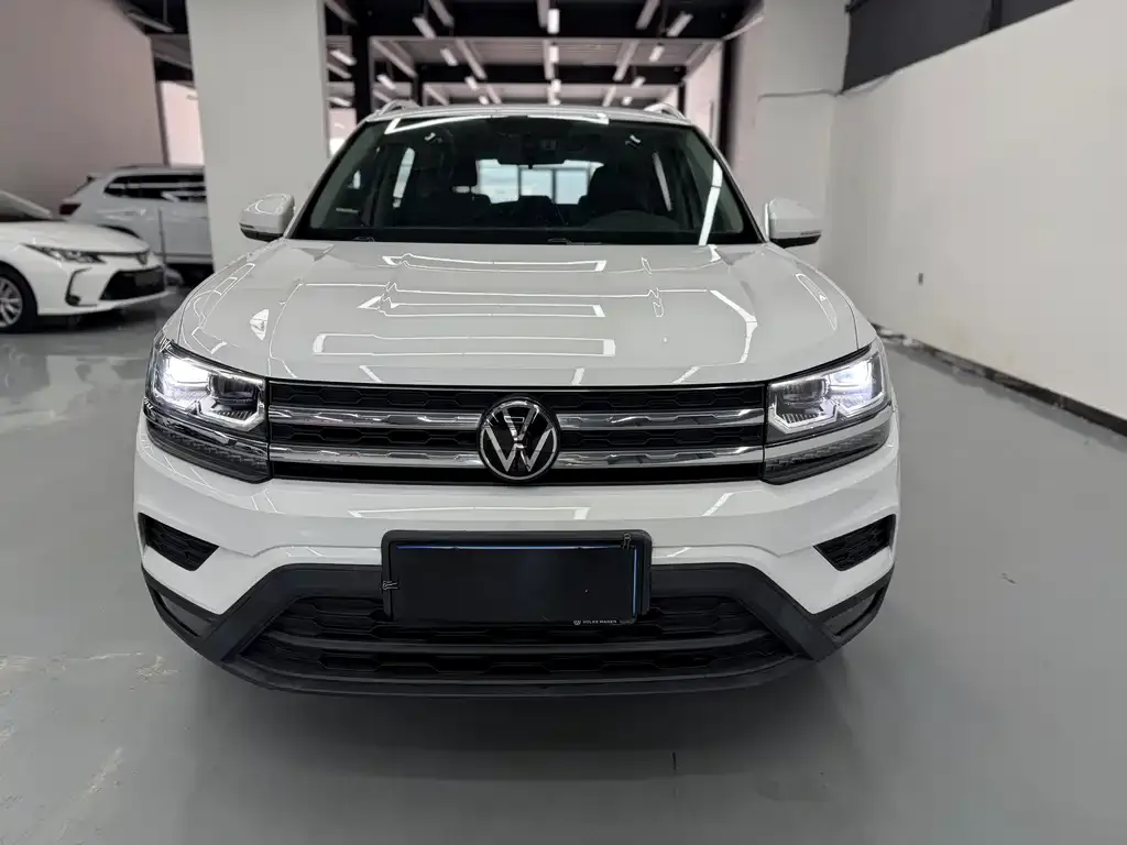 Volkswagen Tharu — фото 4