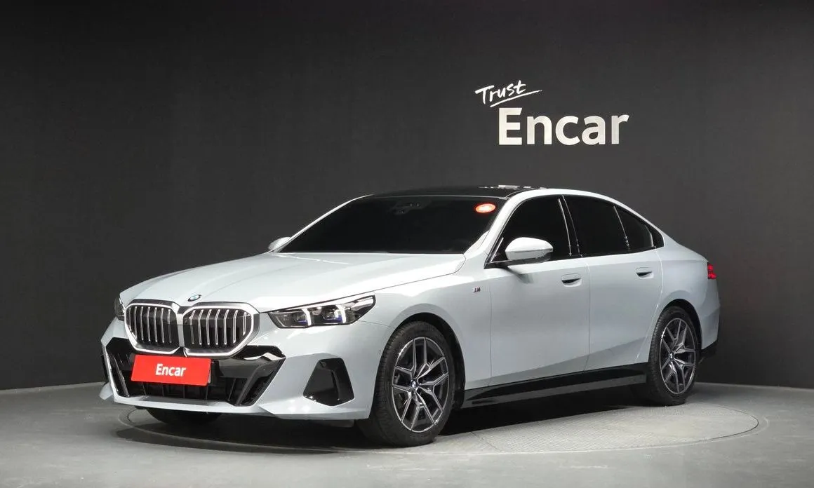 BMW 5-Series 2024 из KR, фото 1