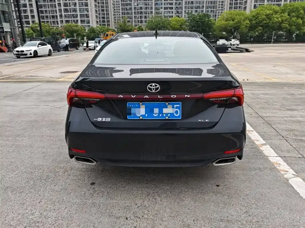 Toyota Avalon 2024 из CN, фото 9