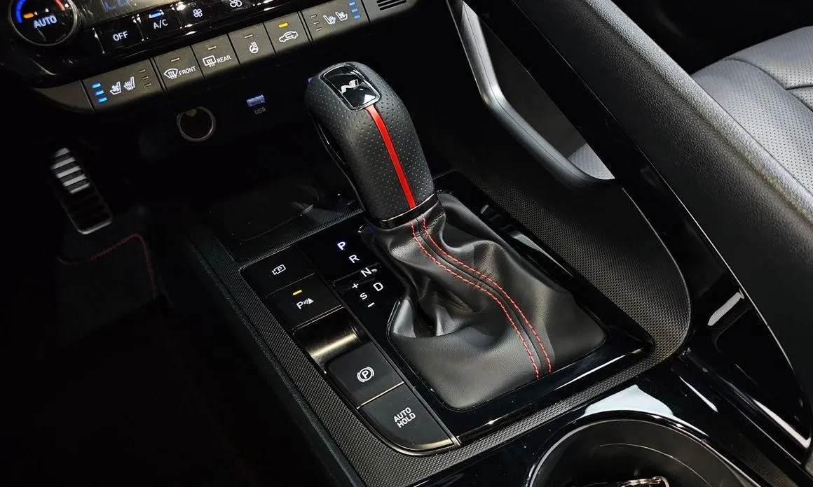 Hyundai AVANTE — фото 6