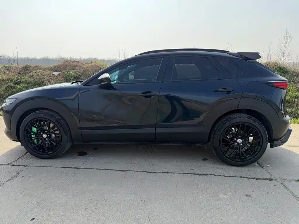 Mazda CX-30 — фото 4
