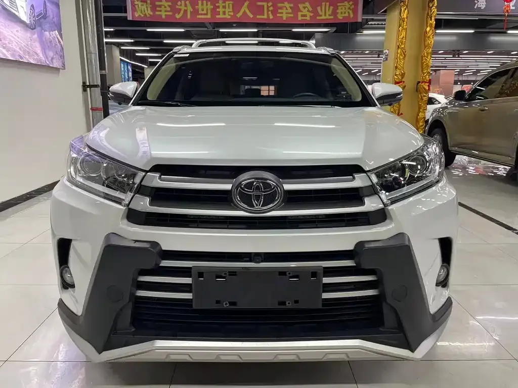 Toyota Highlander 2021 из CN, фото 10
