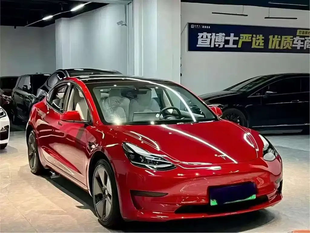 Tesla Model 3 — фото 5