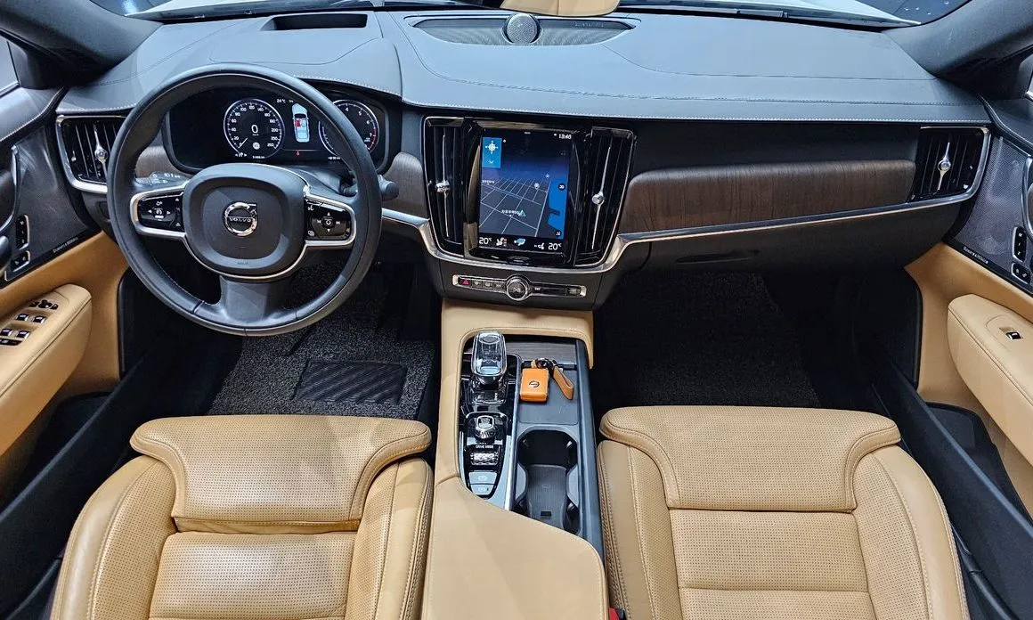 Volvo S90 2021 из KR, фото 10