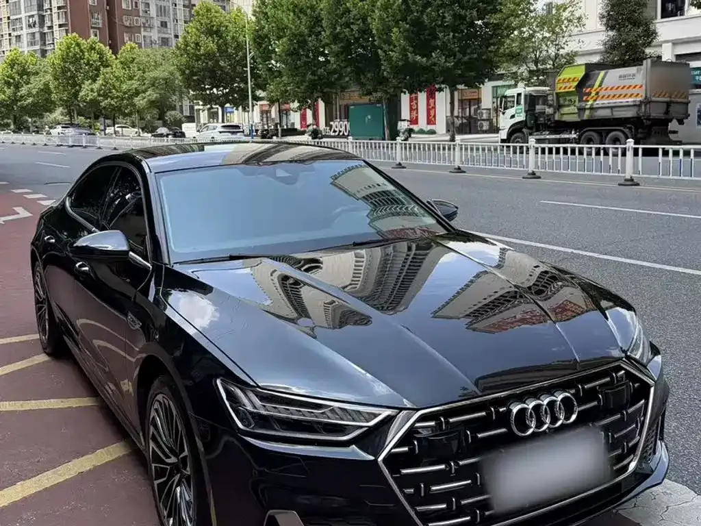 Audi A7L — фото 9
