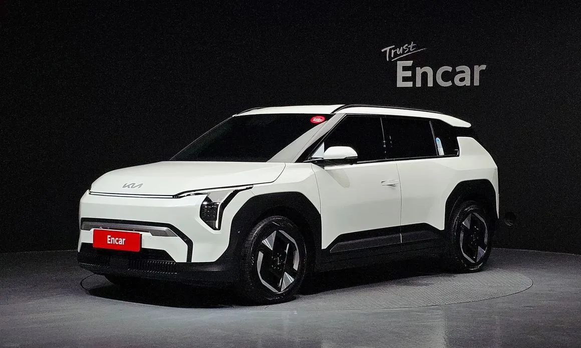 Kia EV3 — фото 1