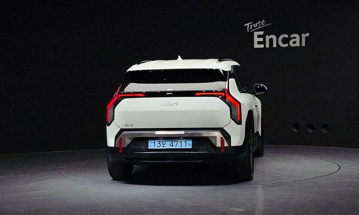Kia EV3 — фото 5