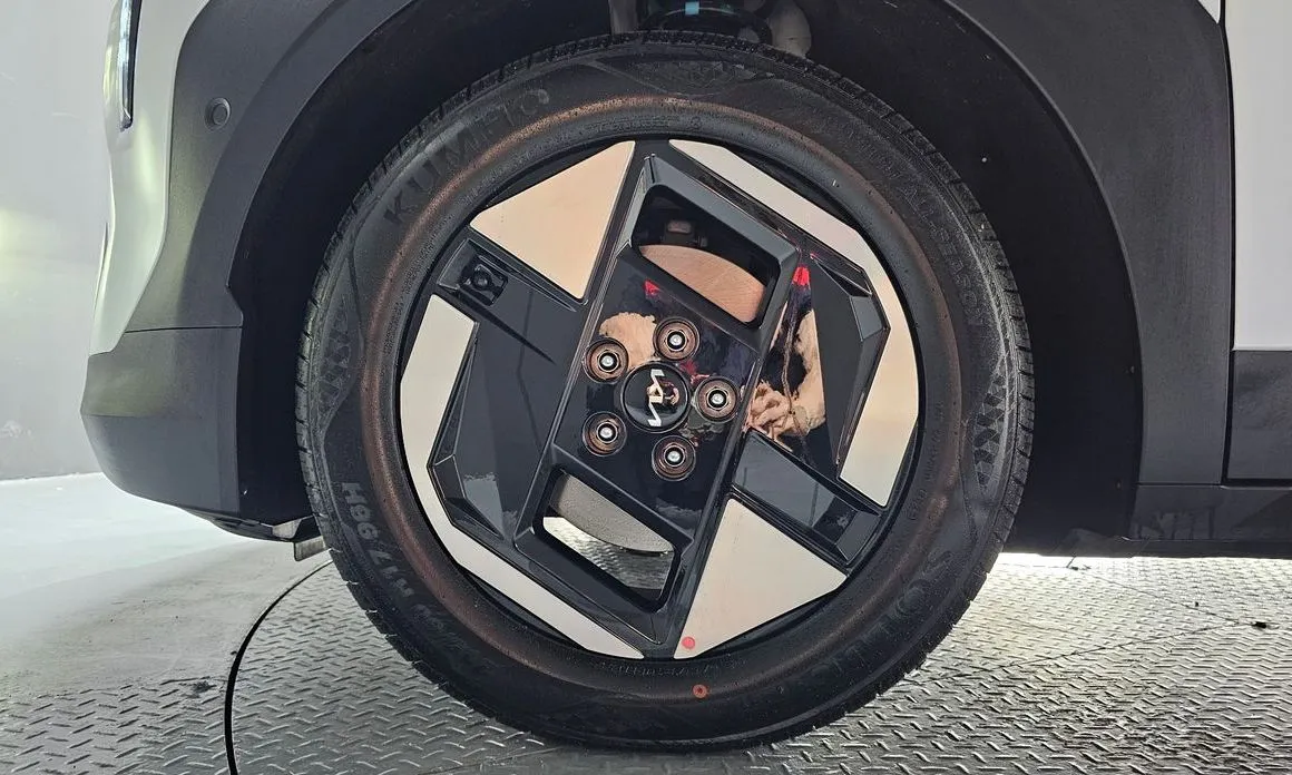 Kia EV3 — фото 3