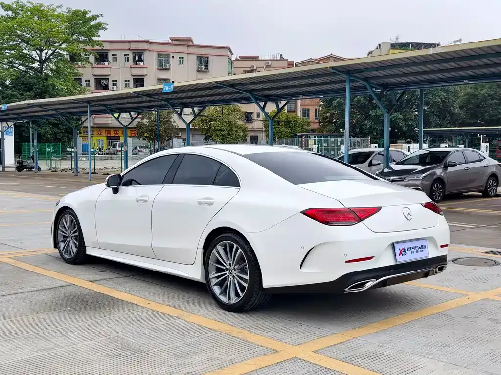 Mercedes-Benz CLS — фото 4