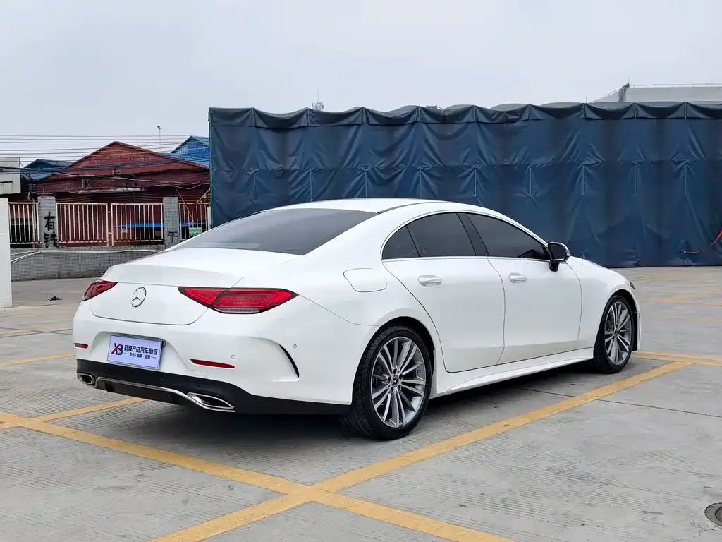 Mercedes-Benz CLS — фото 10