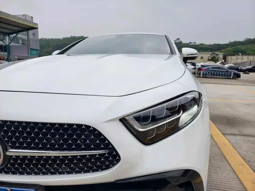 Mercedes-Benz CLS — фото 3